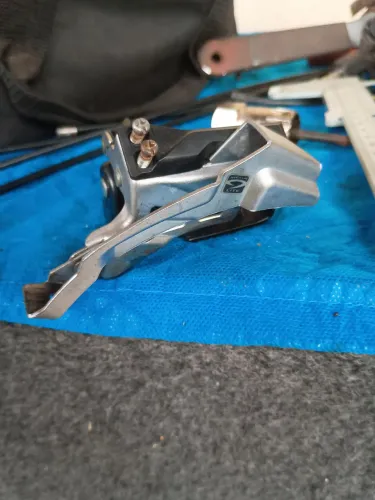 Câmbio dianteiro trocador Shimano assera abraçadeira baixa fdm 3000 dual pool Mega 9