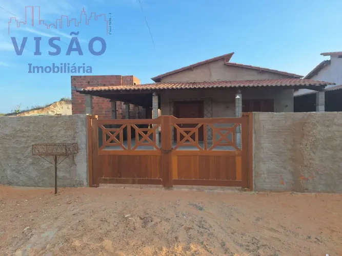 VENDE-SE CASA NA PRAIA DE PEIXE GORDO