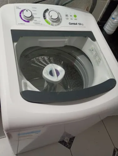 Vende se máquina de lavar 12 kls