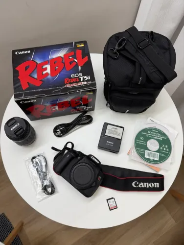 Câmera Canon T5i