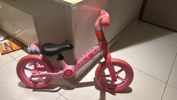 Bicicleta equilíbrio feminina