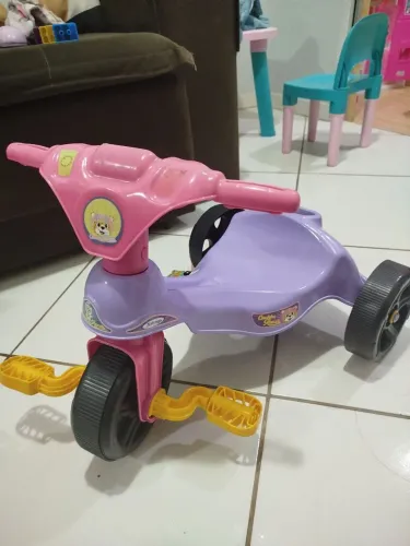 Triciclo rosa
