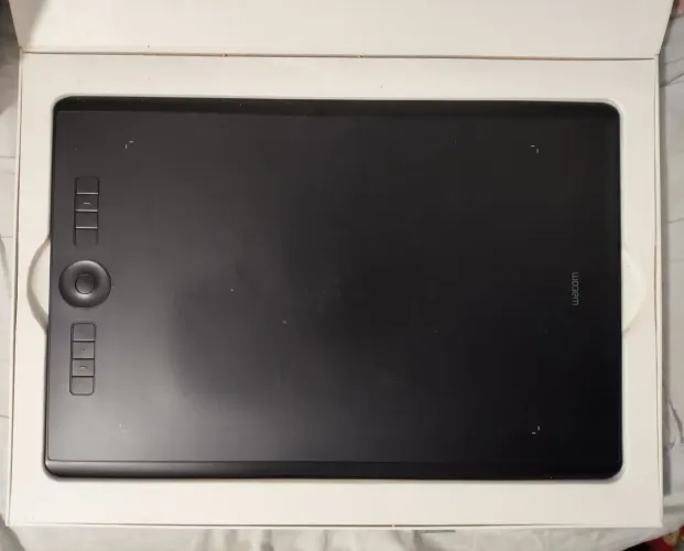 Wacom Intuos Pro Large 2017 mesa digitalizadora profissional usada entrada usb quebrada