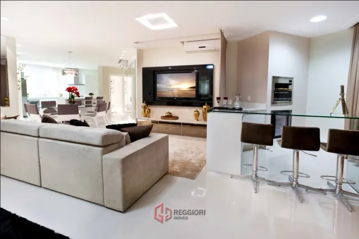 IMÓVEIS ALTO PADRÃO BALNEÁRIO CAMBORIÚ 03 SUÍTES