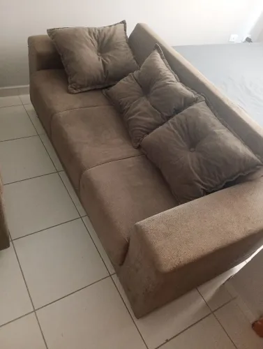 Vende se sofá de 3 lugares