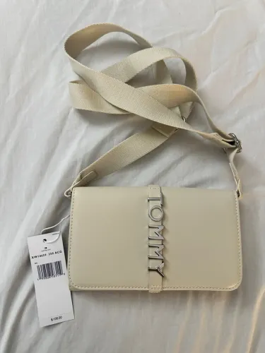 Bolsa Tommy Hilfiger Nova