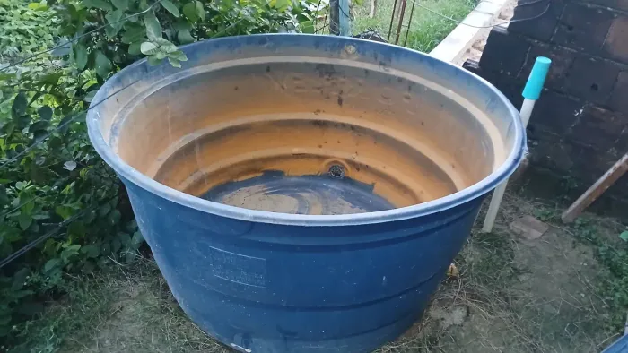 Caixa d'água de 1.000 litros