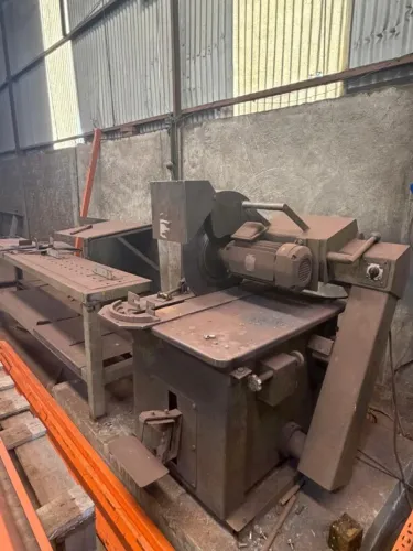 Policorte Semi vAutomatica Industrial Usada