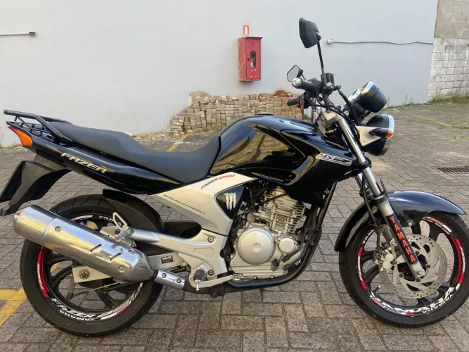 FAZER 250