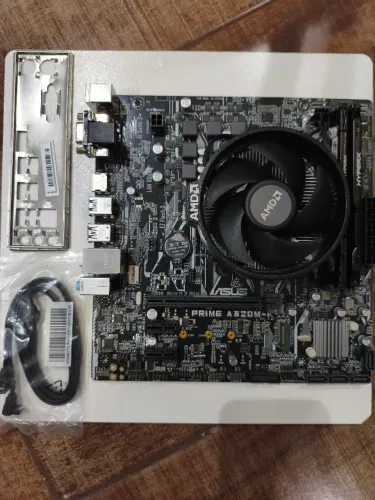 Kit Gamer - Placa Mãe Asus A320M-K - Ryzen 3 2200G - Memória Ram 16Gb Ddr4