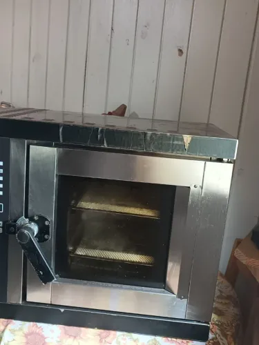 Forno Combinado Elétrico 4 Esteiras Tedesco