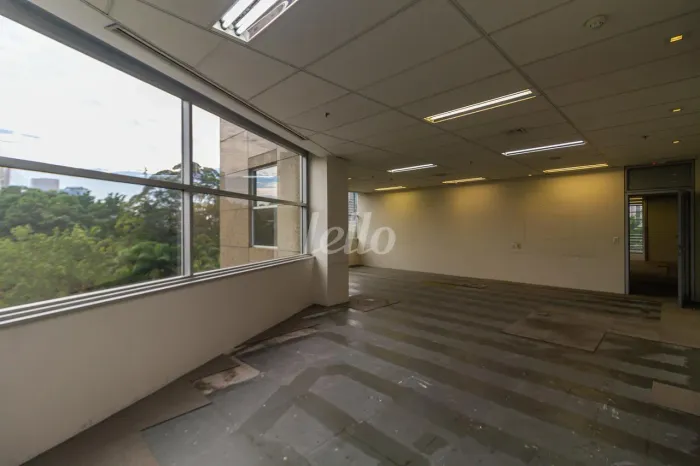 Comercial para alugar no(a) Jardim Morumbi