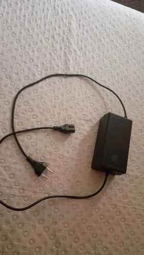 Carregador bicicleta elétrica,,novo