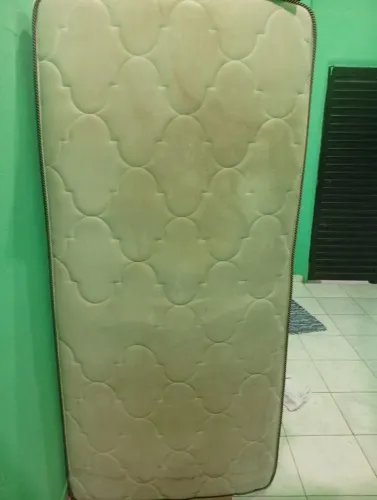 Cama de solteiro