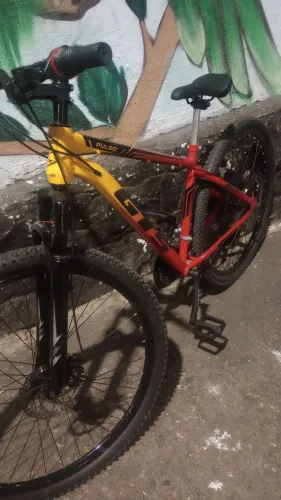 BICICLETA GTS PULSE ZERADA 21 MARCHAS