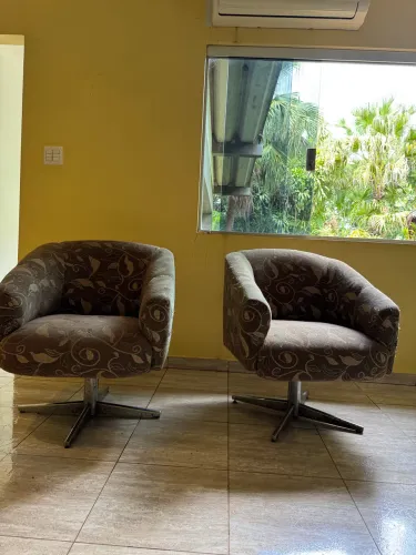 Vendo 2 Poltrona - Entrego 