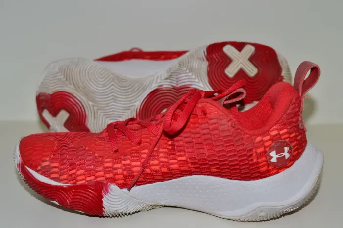 Tênis Under Armour Spanw 3 - usado