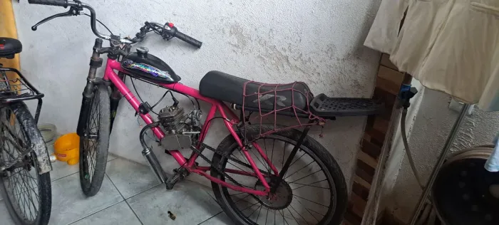 Motorizada de 80cil tudo ok