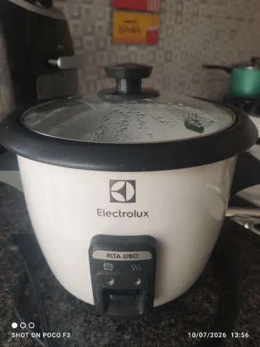 Panela de Arroz Elétrica 