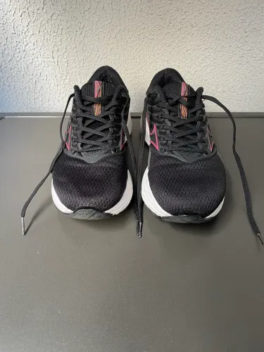 Mizuno Jet 8 - preto e rosa