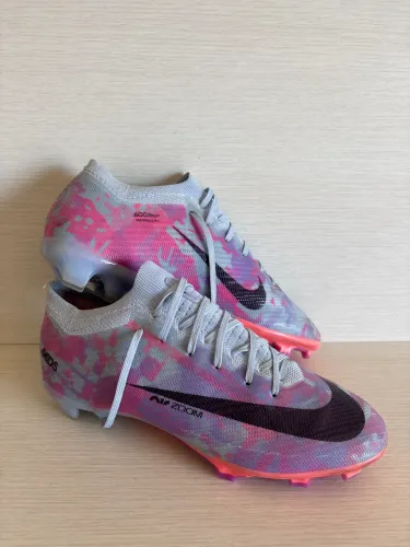 Chuteira Nike Mercurial Zoom Campo - Tam. 41