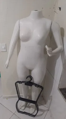 Manequim plus size