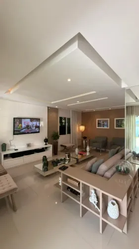 Vilas do Atlântico | Casa à venda | 4 suítes | na Av. Priscila Dultra Piscina,
