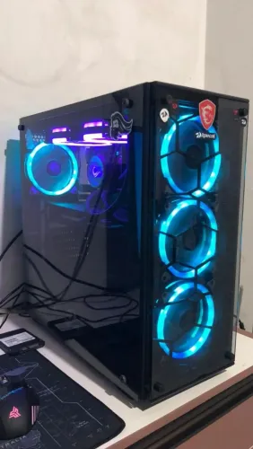 PC Gamer completo, pronto para jogar e aproveitar seus jogos favoritos em Full HD.