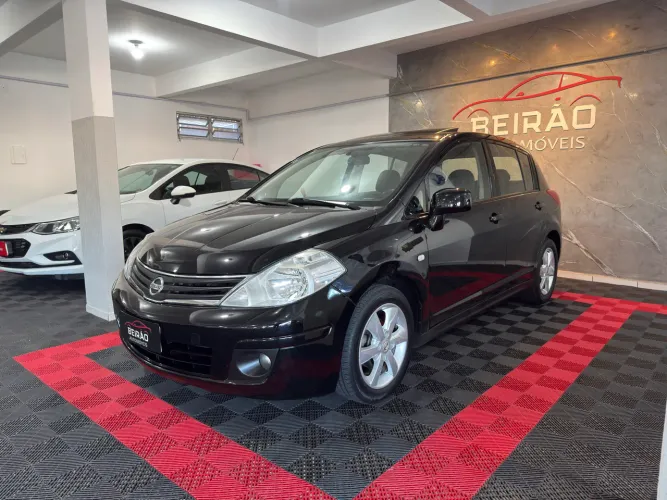 Nissan Tiida SL 1.8/1.8 Flex 16V Aut. 2011