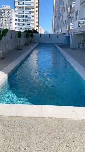 Alugo 3 quartos