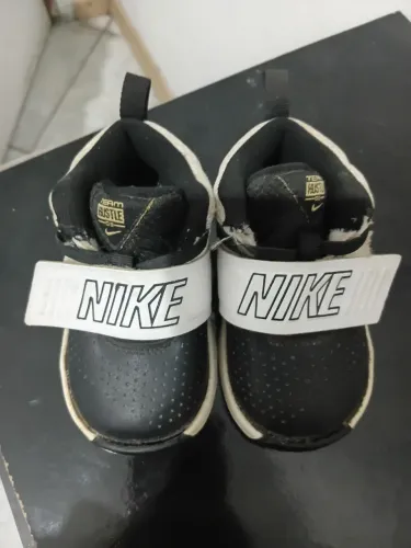 Vendo Tênis Nike infantil
