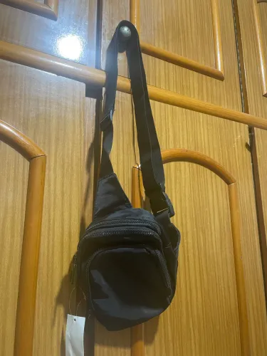 Vendo essa Shoulder bag transversal masculina. Por apenas 15 reais