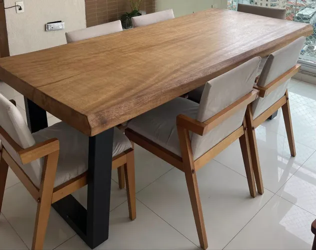 MESA DE JANTAR PRANCHA COM 6 CADEIRAS