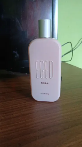 Perfume egeo choc usado três vezes só