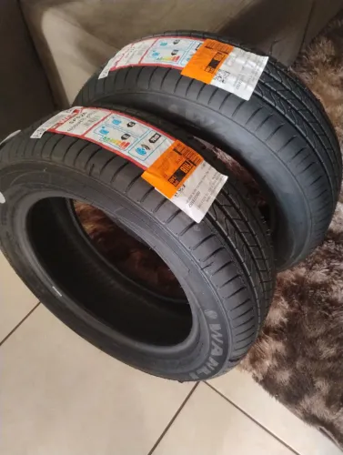Par Pneus Wanli SP026 185/60R15 Aro 15 88H