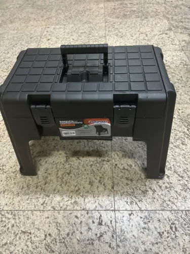 Banqueta com Compart. Preta