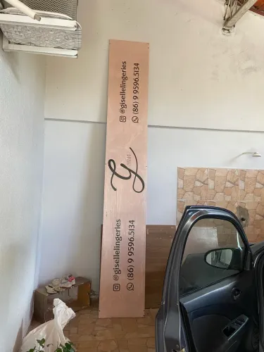 Vendo estrutura de placa para loja