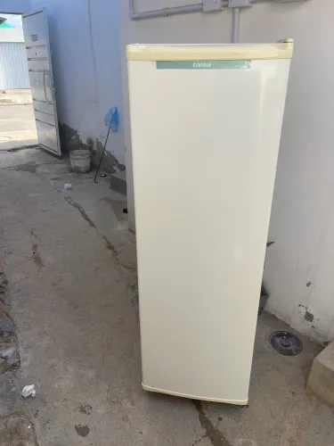 Geladeira cônsul fininha
