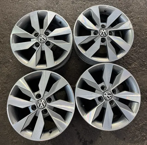 Rodas Vw aro 15 furacão 4x100
