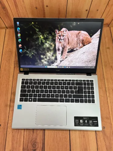 Notebook Acer i3-N305 13ª Geração, 8GB DDR5, SSD, Tela Full HD