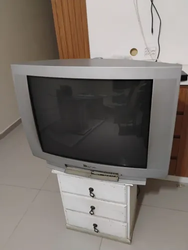Televisão Tubo