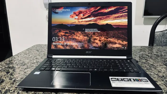 Notebook Acer i5 7200 de 2.5 ghz pentium Ssd 256 c 8 gb ddr4 c placa video 940m