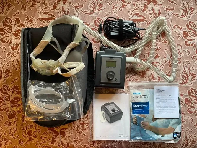 aparelho cpap, com bolsa de transporte, super bem cuidado. 