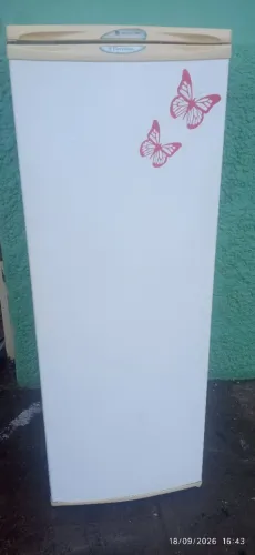 Geladeira Eletrolux