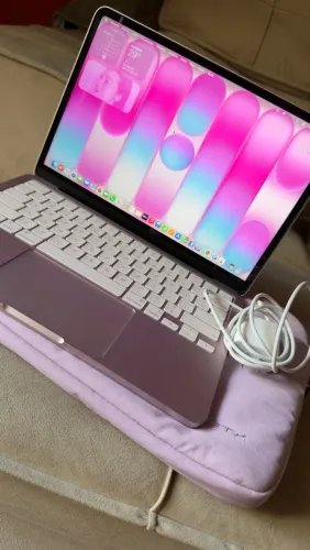 MacBook neo 256gb rose
