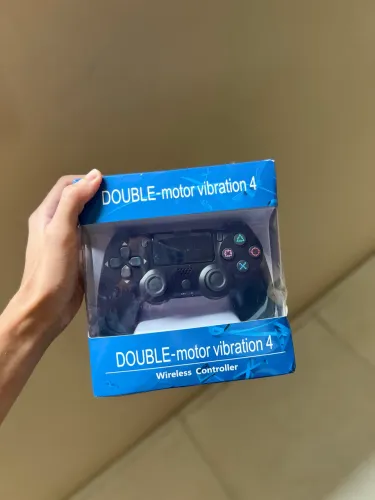 Controle Wireless Dual Vibration para PS4 / PC / Switch / PS3