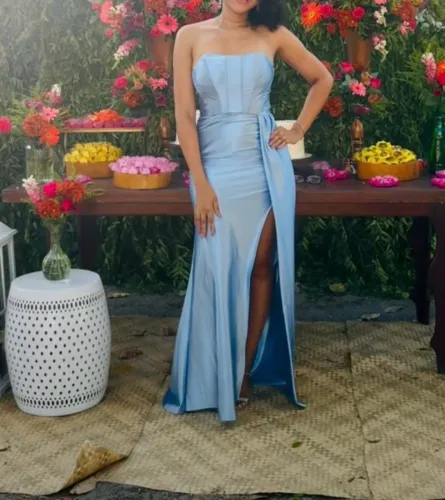 Vestido de festa azul claro/ serenity
