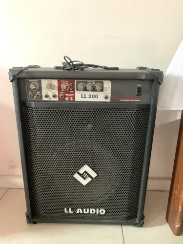 Amplificador LL Audio LL200