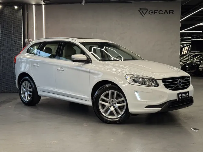 Volvo XC-60 XC 60 T-5 Dynamic 2.0 FWD Turbo Gasolina 4P AUT 2017