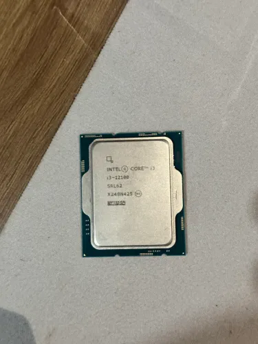 Processador Intel i3-12100